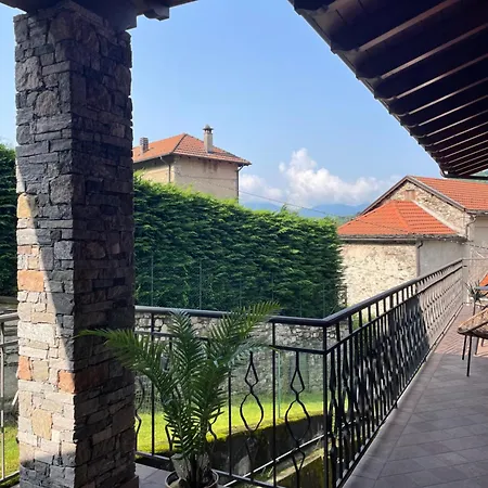 Apartament I Bassola Med Privat Parkering Armeno