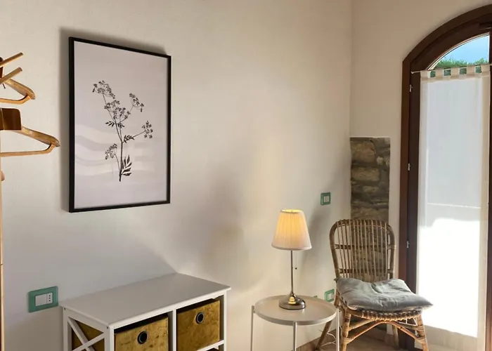 I Bassola Med Privat Parkering Appartement